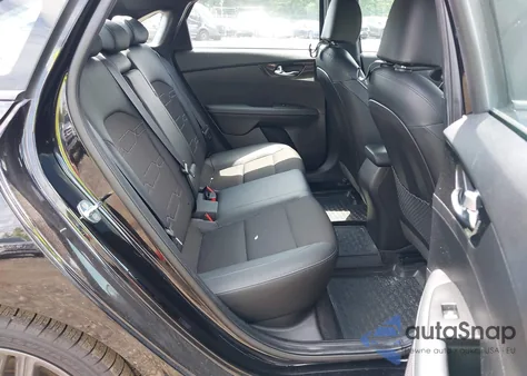 2021 Kia Forte Gt-Line from USA, damaged, VIN 3KPF34AD0ME418081